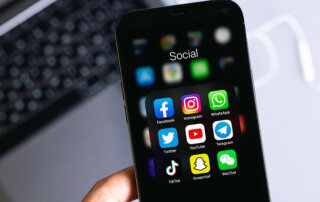Social Media (Foto: Adobe Stock)