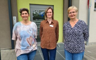 Eine Mutter eines autistischen Kindes, Melanie Schindhelm und Heike Hemmer.
